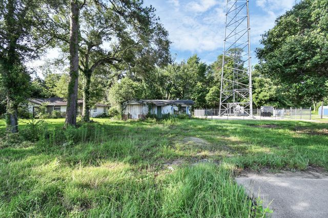 26290 Fm 2090 Road, Splendora, TX 77372