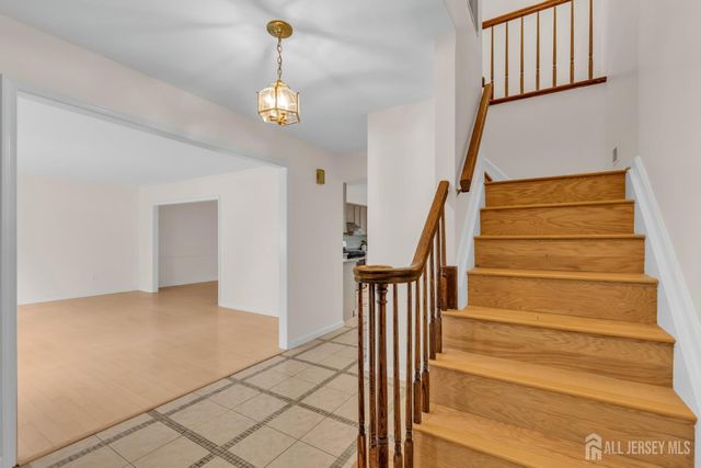 265 Edlys Lane, North Brunswick, NJ 08902