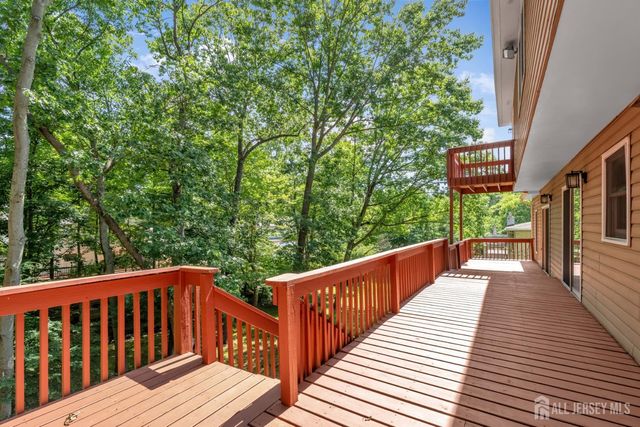 265 Edlys Lane, North Brunswick, NJ 08902