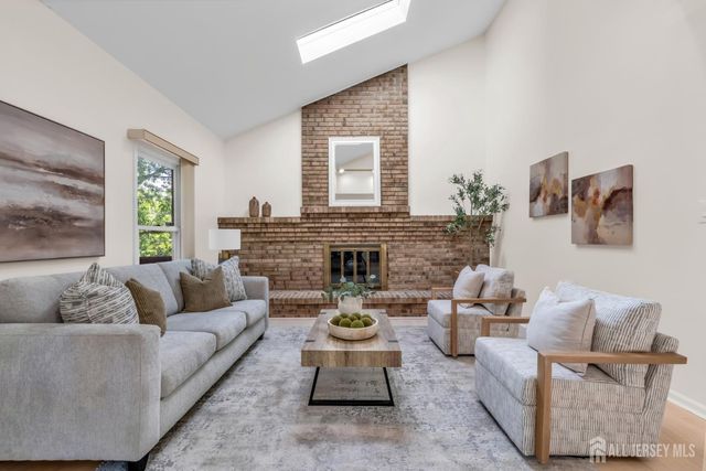 265 Edlys Lane, North Brunswick, NJ 08902