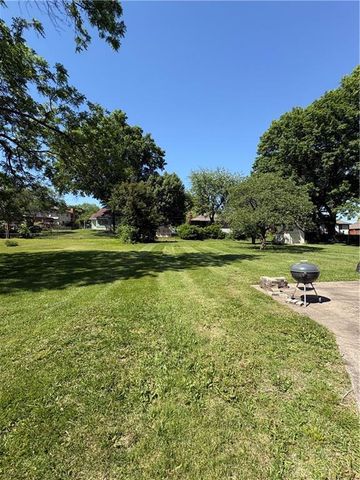 9806 E 77th Street, Kansas City, MO 64138