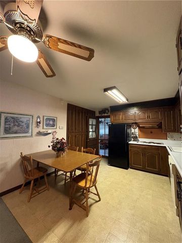 9806 E 77th Street, Kansas City, MO 64138