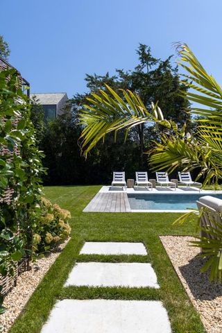 48 Middle Pond Road, Southampton, NY 11968