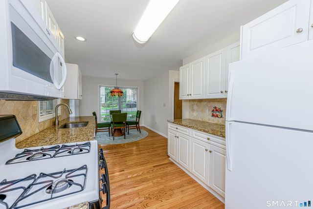 25 Hamden Hills Drive 23, Hamden, CT 06518