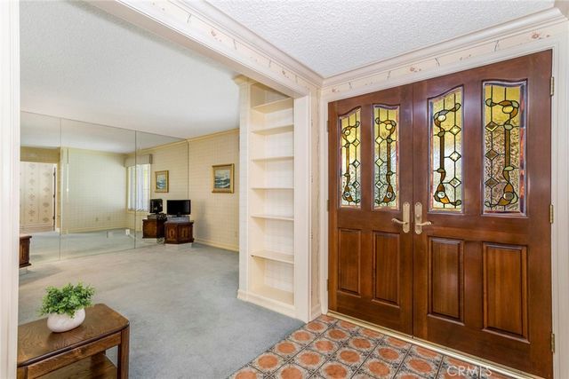 19539 Mesa Of The Oaks, Newhall, CA 91321