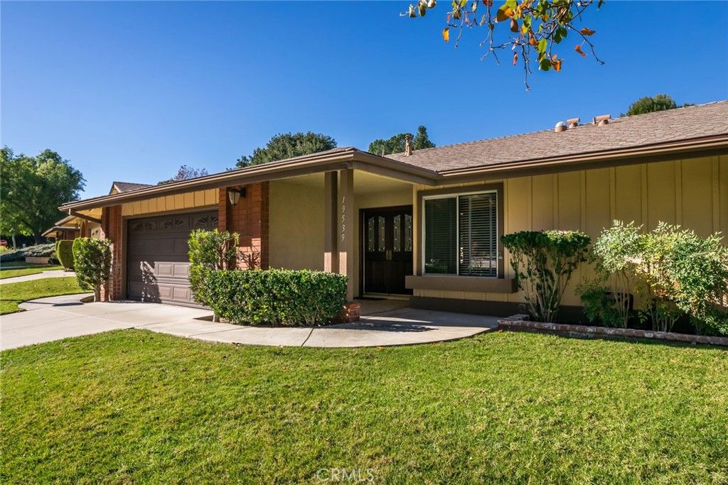 19539 Mesa Of The Oaks, Newhall, CA 91321