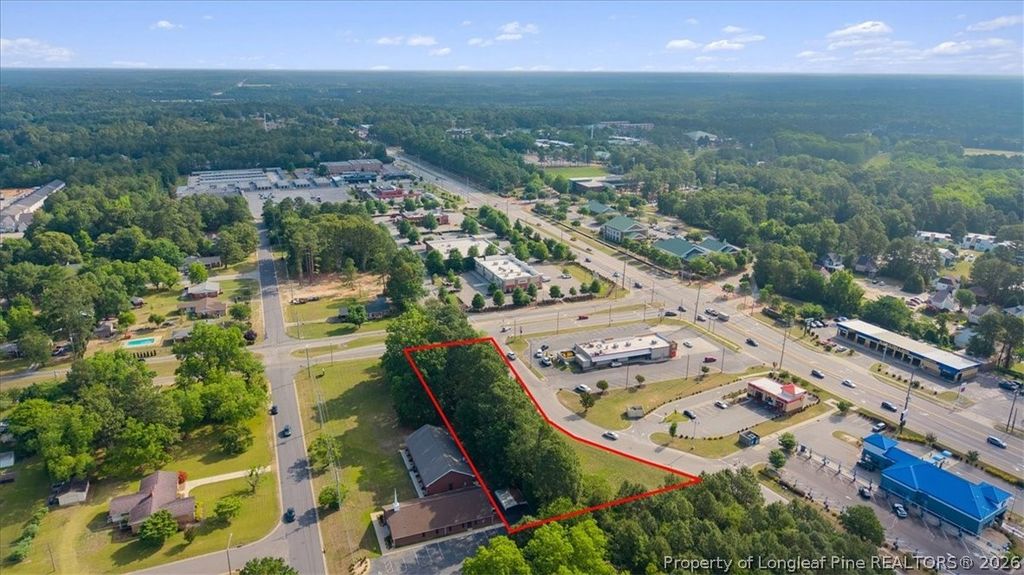 135 Stacy Weaver Drive, Fayetteville, NC 28311 — photo 2