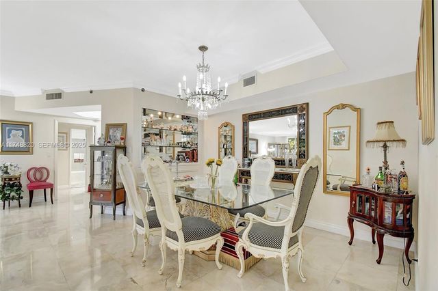 2000 Island Boulevard 410, Aventura, FL 33160