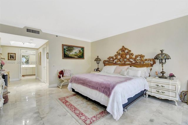 2000 Island Boulevard 410, Aventura, FL 33160