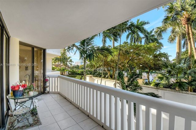 2000 Island Boulevard 410, Aventura, FL 33160