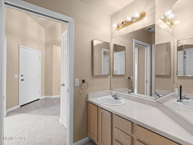 892 Valley Crest Drive, Carson City, NV 89705