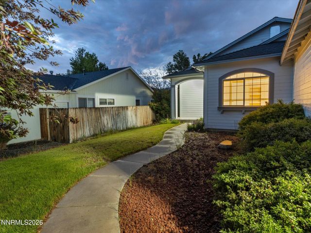 892 Valley Crest Drive, Carson City, NV 89705
