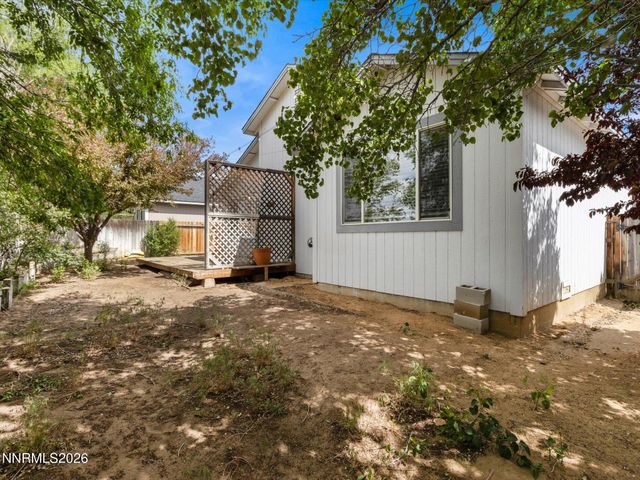 892 Valley Crest Drive, Carson City, NV 89705