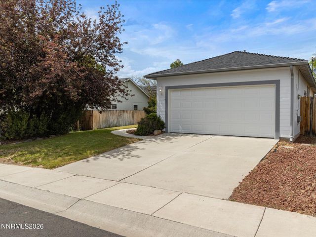 892 Valley Crest Drive, Carson City, NV 89705
