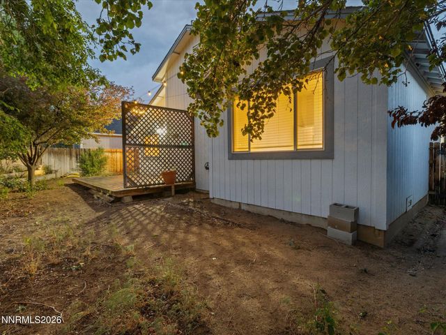 892 Valley Crest Drive, Carson City, NV 89705