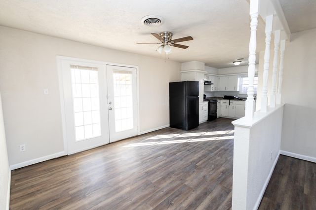 606 Bangor Avenue, Lubbock, TX 79416