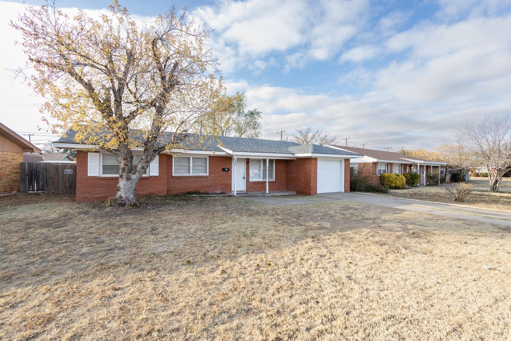 606 Bangor Avenue, Lubbock, TX 79416