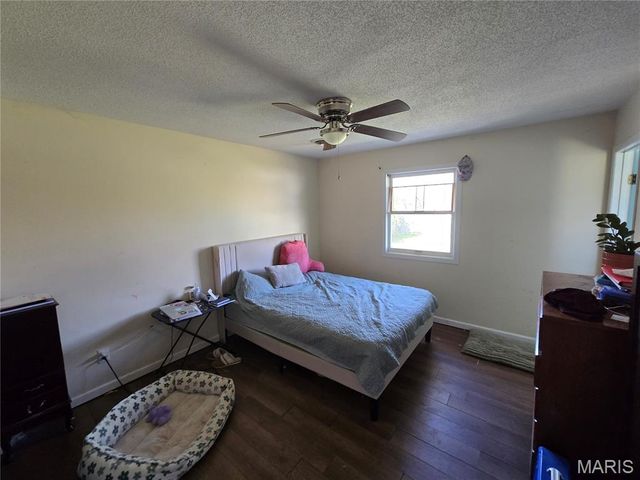 240 James Street, Sullivan, MO 63080