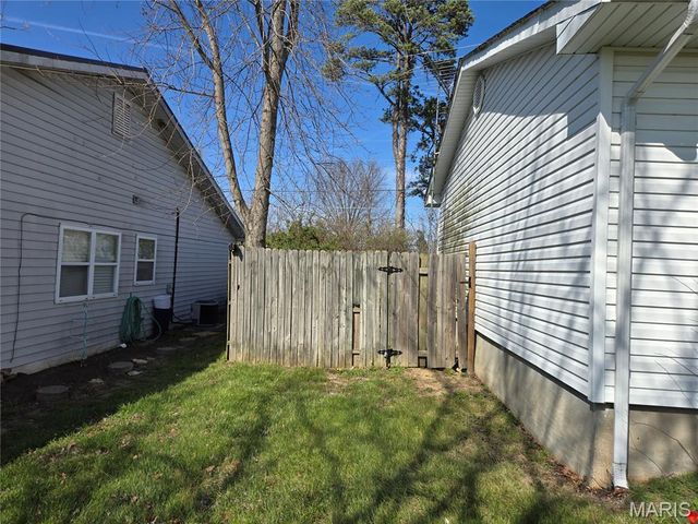 240 James Street, Sullivan, MO 63080