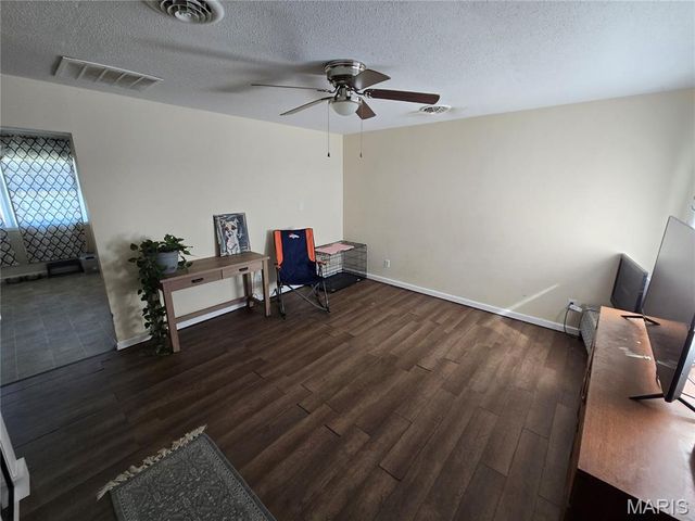 240 James Street, Sullivan, MO 63080