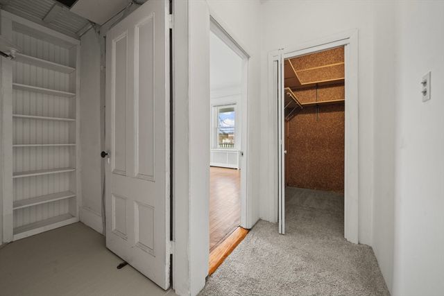 99 Montvale Ave 1, Woburn, MA 01801