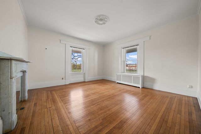 99 Montvale Ave 1, Woburn, MA 01801