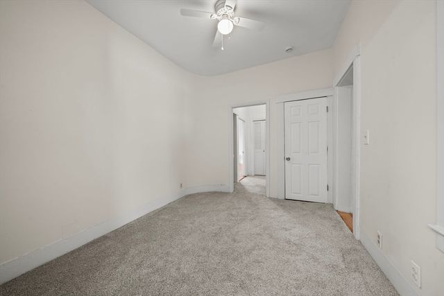 99 Montvale Ave 1, Woburn, MA 01801