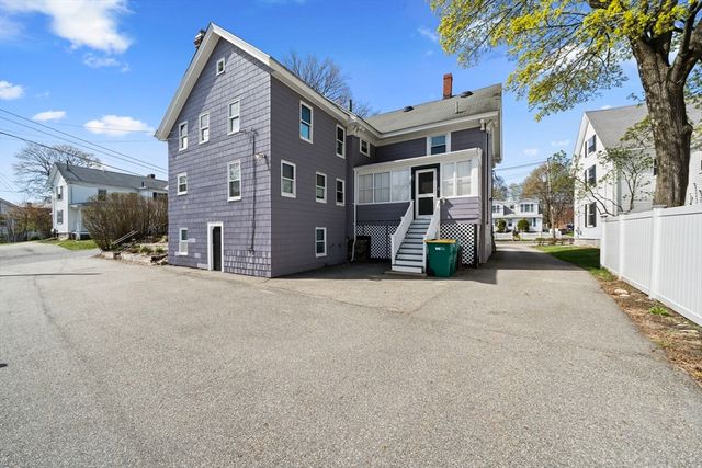 99 Montvale Ave 1, Woburn, MA 01801