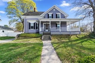 99 Montvale Ave 1, Woburn, MA 01801