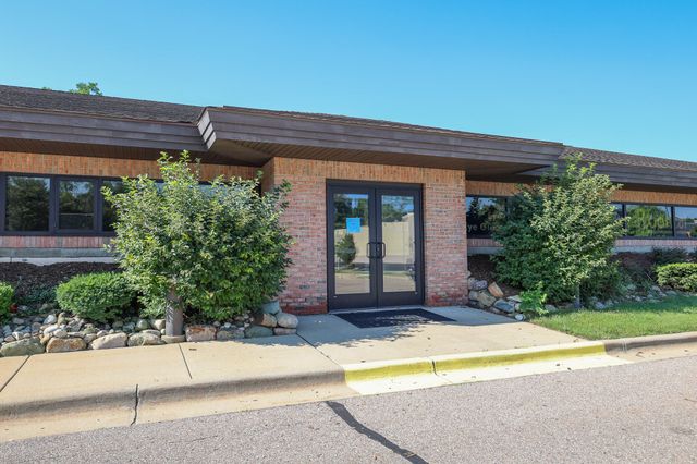 1727 S Park Street, Kalamazoo, MI 49001