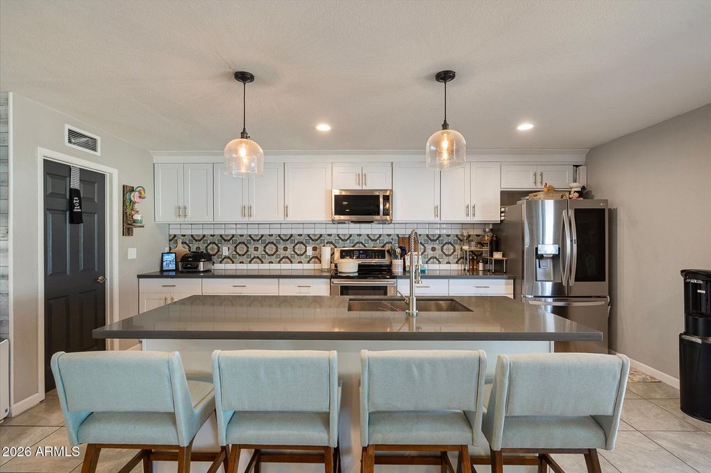 3020 E LARKSPUR Drive, Phoenix, AZ 85032 — photo 3