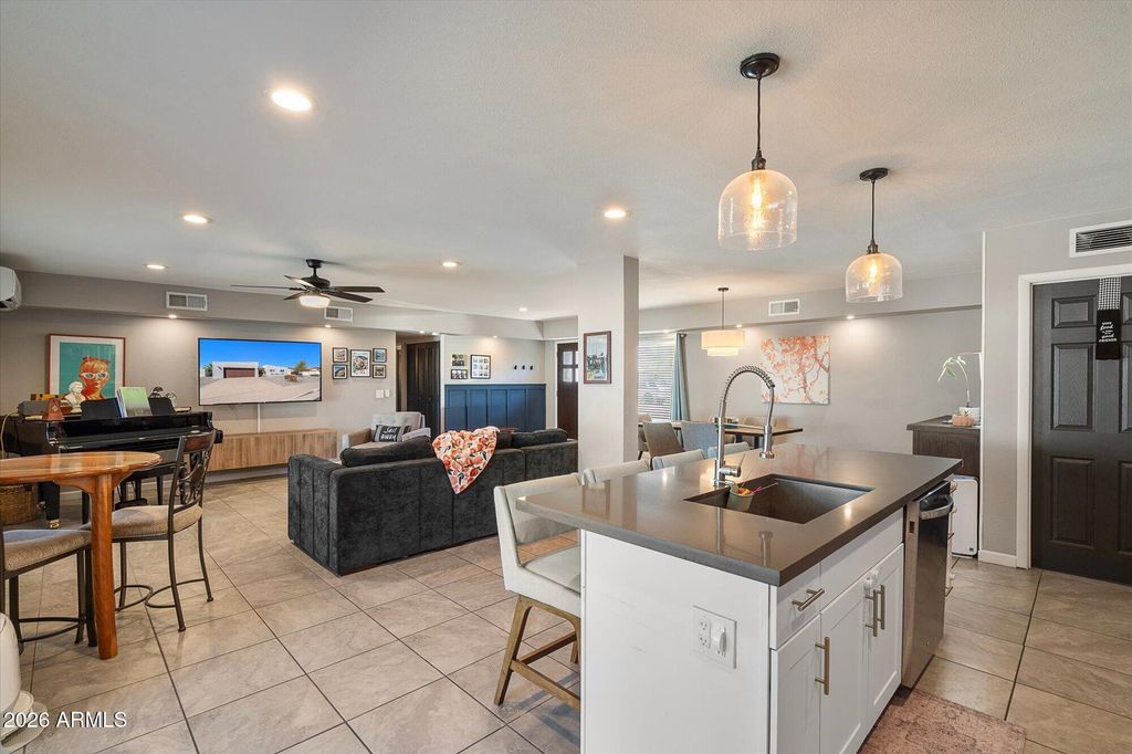 3020 E LARKSPUR Drive, Phoenix, AZ 85032 — photo 4