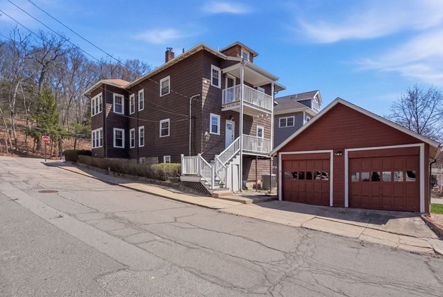 42 Lagrange St U1, Boston, MA 02132