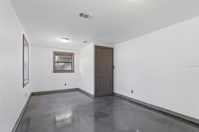 2828 N ELMORE AVENUE, Tampa, FL 33602