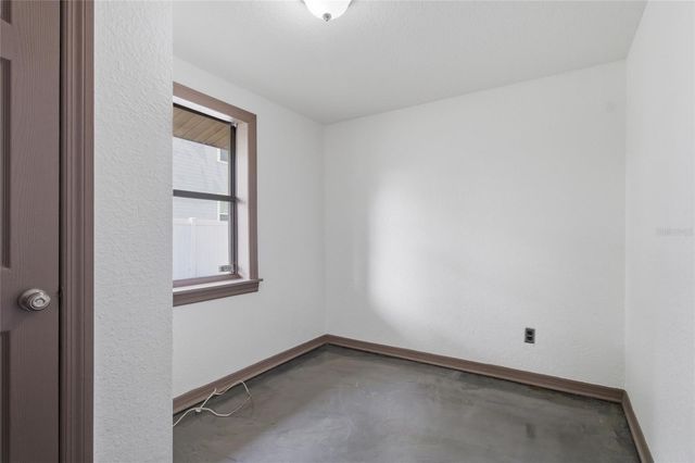 2828 N ELMORE AVENUE, Tampa, FL 33602