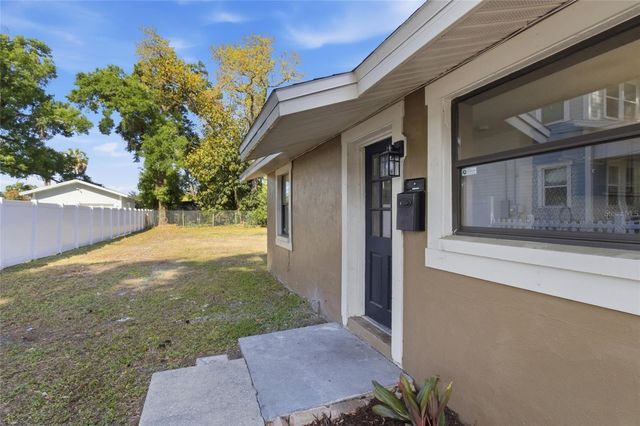 2828 N ELMORE AVENUE, Tampa, FL 33602