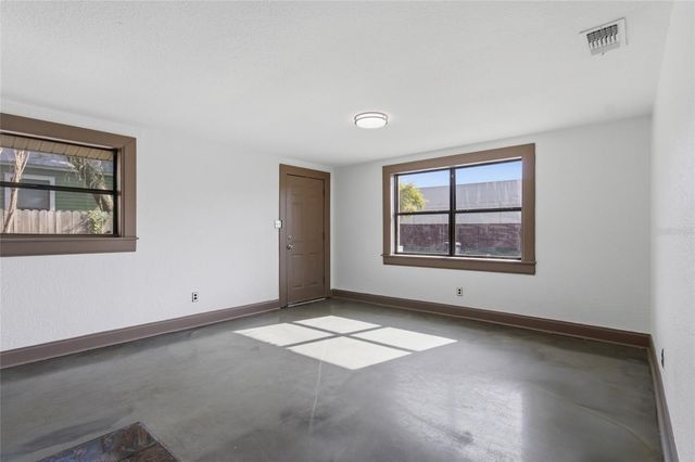 2828 N ELMORE AVENUE, Tampa, FL 33602