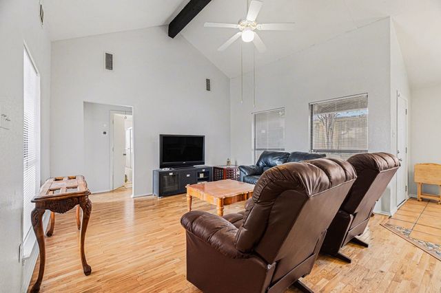 513 Thomas Trail, Seagoville, TX 75159