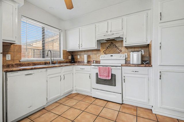 513 Thomas Trail, Seagoville, TX 75159