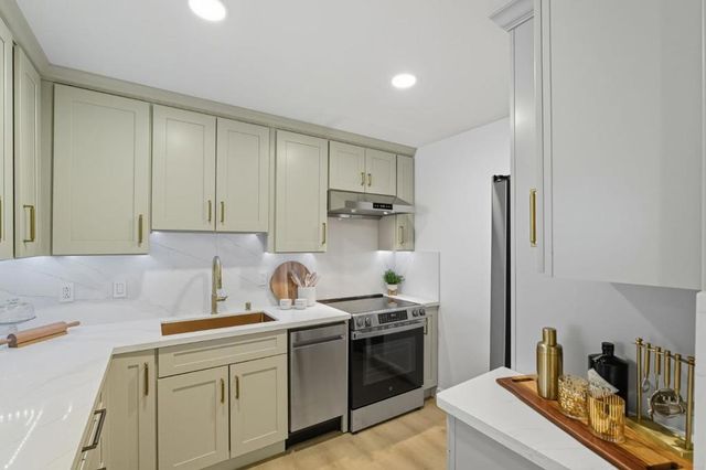 234 Elm Street 103, San Mateo, CA 94401