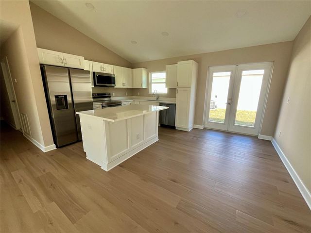 2016 80th Avenue, Vero Beach, FL 32966