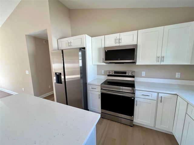 2016 80th Avenue, Vero Beach, FL 32966