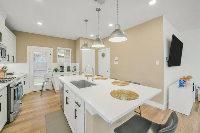 7834 Swooping Swallow Lane, Katy, TX 77493