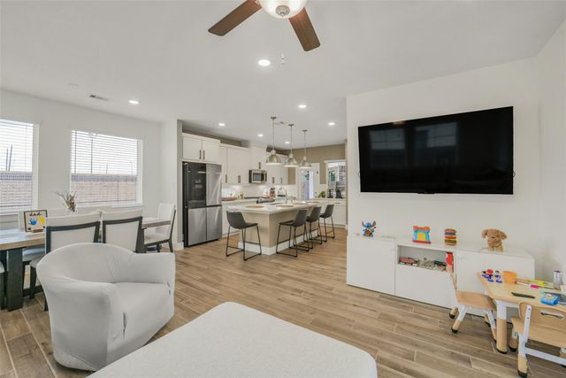 7834 Swooping Swallow Lane, Katy, TX 77493