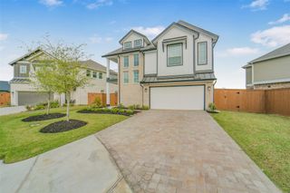 7834 Swooping Swallow Lane, Katy, TX 77493