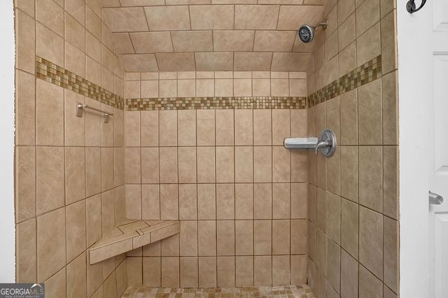 404 Kelly Circle, Woodstock, GA 30188