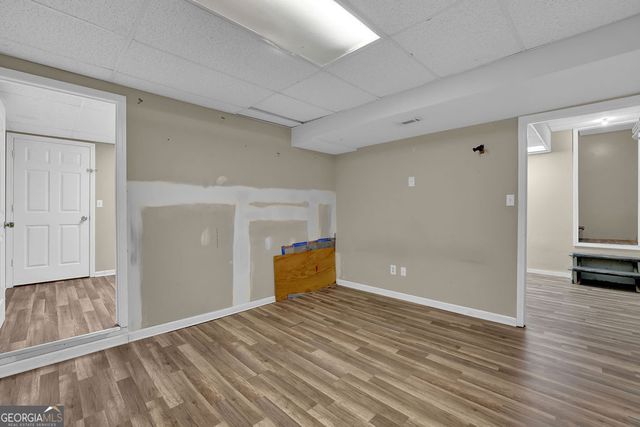 404 Kelly Circle, Woodstock, GA 30188