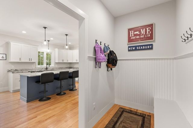 9 Orchard Pl 9, Foxboro, MA 02035