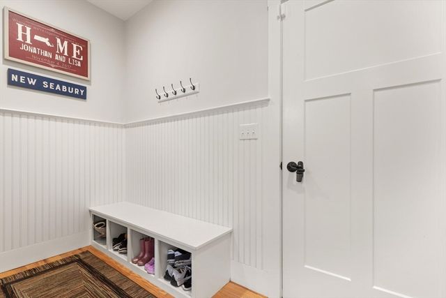 9 Orchard Pl 9, Foxboro, MA 02035