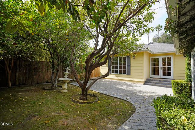 2340 Brigden Road, Pasadena, CA 91104